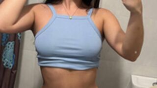 MaY ARaYa se reencuentra con el primo y se mimosean