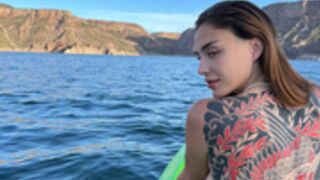 ORneLLa TuRRi cogiendo en el lago