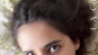 PRiNcEssHoLLy rogando lechita en la cara