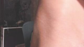 ohmygoddestkimmy jerk HER juicy HAIRY PUSSY!!!