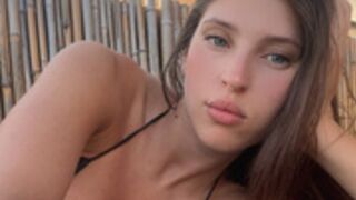LoUiSaRaiNx (TizianaLudmila) una mañana normal de sexo