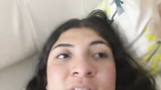 Ariel_72 full naked getting her pussy licked