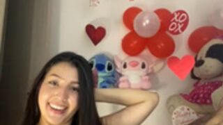 licky_lu Streaming With Friend 2