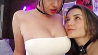 oooops__ & Vanandjuani first lesbian show pt 2
