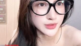 NANA-en sexy show 2025-02-09 1