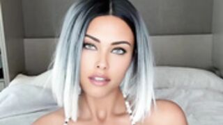 Nina Melvin dildo in pussy