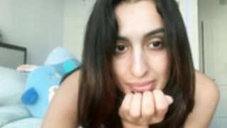 Camiliakxoxo giving blowjob