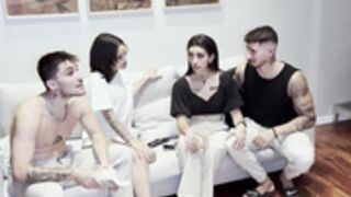 AnTo MaGaLi ♥ MiCaDeLLoRTo en una party swinger