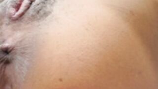 Maidy19 2025-04-09 latina shaving pussy