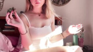 kittengirlxo 2025-04-07