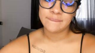 Trianawhite boob sucking and pussy play