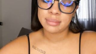 Trianawhite boob sucking and pussy play