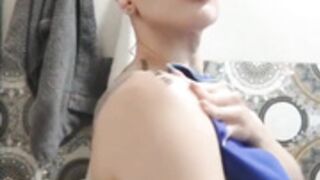 Olly Esse shower tease