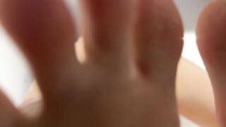 Cuteelsa_ boob tease