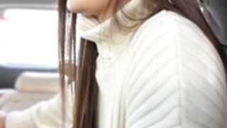 Elizabet_doll boob and ass tease in car