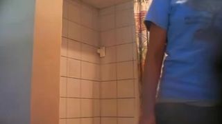 Graba A u hermana Con Camara escondida