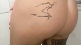 Luana Nascimento Lari Escobar