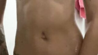 Larissa Escobar Mina Looira 3