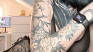 Inkedbiitch & Lexicoco first lesbian show together pt 2
