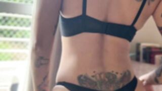 Lola Benvenutti 22