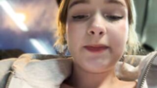 Baby_Tiny boob show in bus