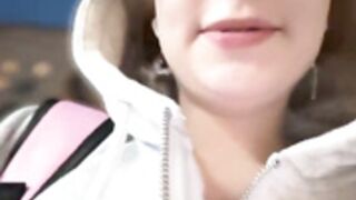 Baby_Tiny boob show in bus