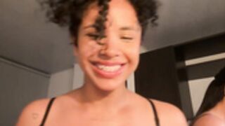 Brunettexio boob play with Carolina_Novoa lesbian