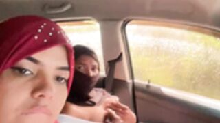 Arab_rainbow_girls pussy eating