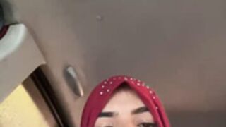 Arab_rainbow_girls pussy eating