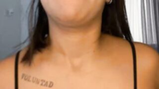 Trianawhite self boob sucking