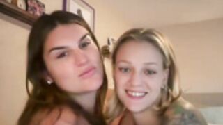 laineexjade - lesbian hot makeout