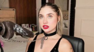 emilyhendrix__2025-02-14_06-44-18_845