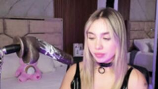 emilyhendrix__2025-02-14_03-59-57_377