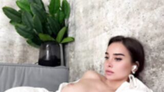 quantum_heart_2025-04-10_11-23-46_945