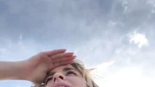 EvieEvans show pussy to the stranger