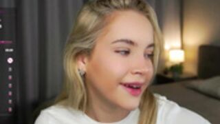 lipswithsmileonthem 122