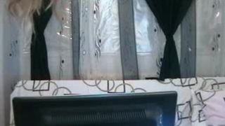 Charlotte shows me her gorgeous body 1