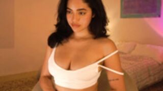 n_o_v_a 2025-04-01_22-52-34-004