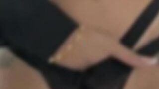 Sara_fun naked in office