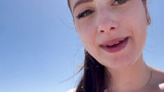 Hello Limoon Video Exhib beach Blowjob