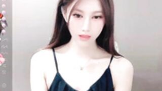 Yaooooo-Y pvt spy Open pussy closeup Pee part1