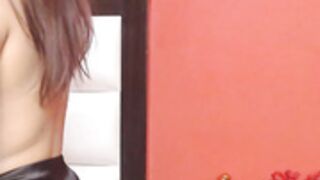 Lisa_love - 3x Fingering, Boobs sucking, oil boobs