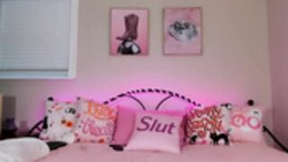 Koramarina & Babielynn lesbian show