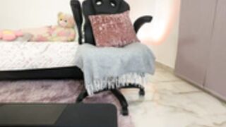 Sensualtease Doggy style tease