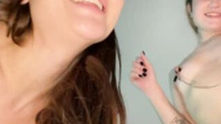 Alina_Vibe_Me & Rimmahottes 1st lesbian show pt 2