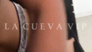 MaY FrANi siempre caliente para cuando la buscan