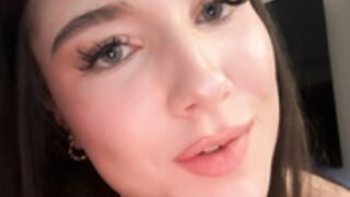 Victoria_Nova pussy play