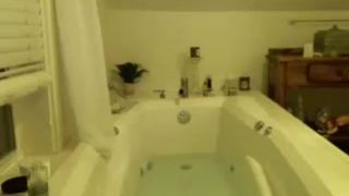 JosyShuffles bathshow