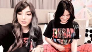 vanandjuani ⬜ LESBIAN SCENE only Pt.1