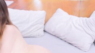 queenieandliam 2020-08-04 Cum in mouth